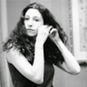 Meet your Posher, Iris